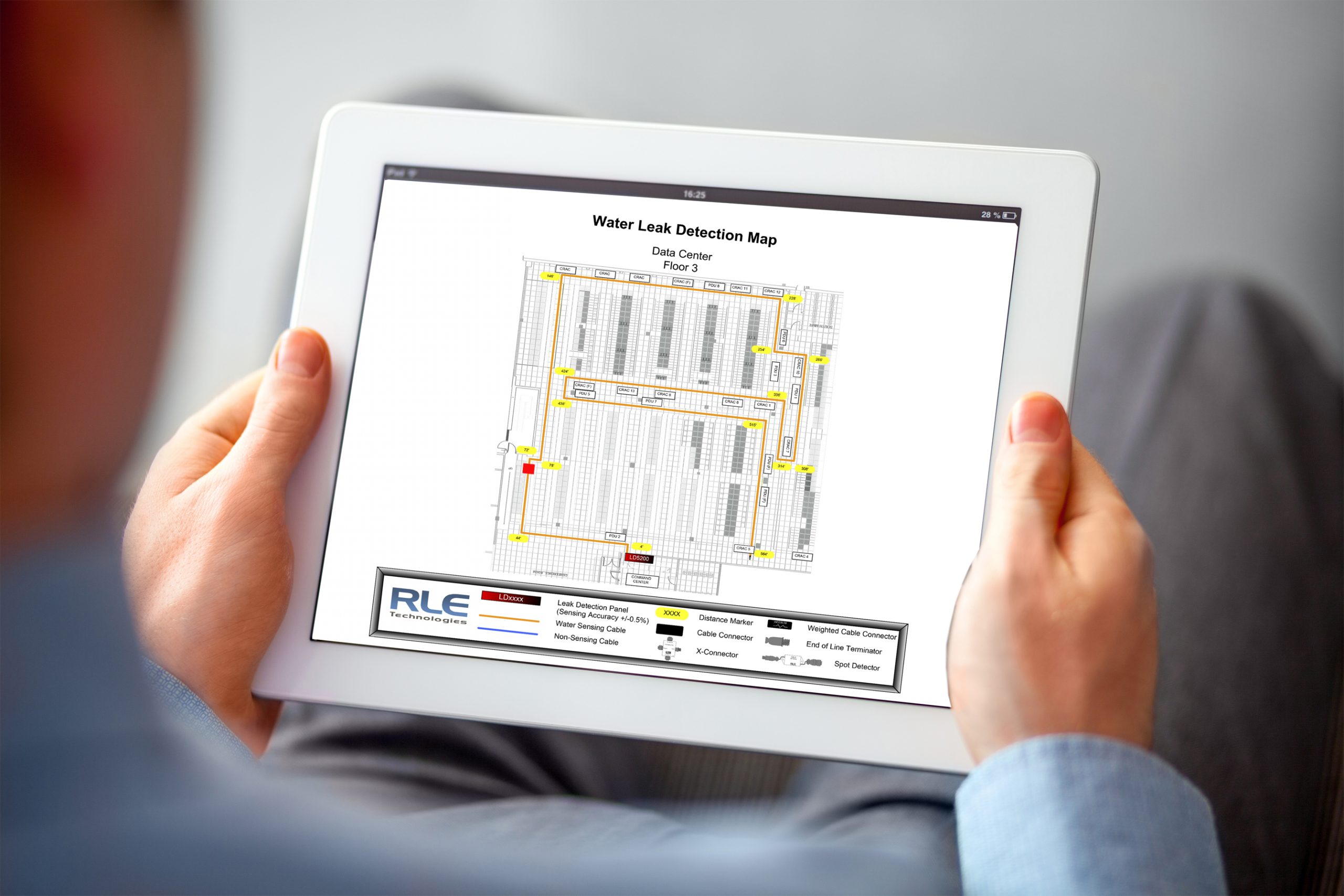 Framed reference map on mobile device